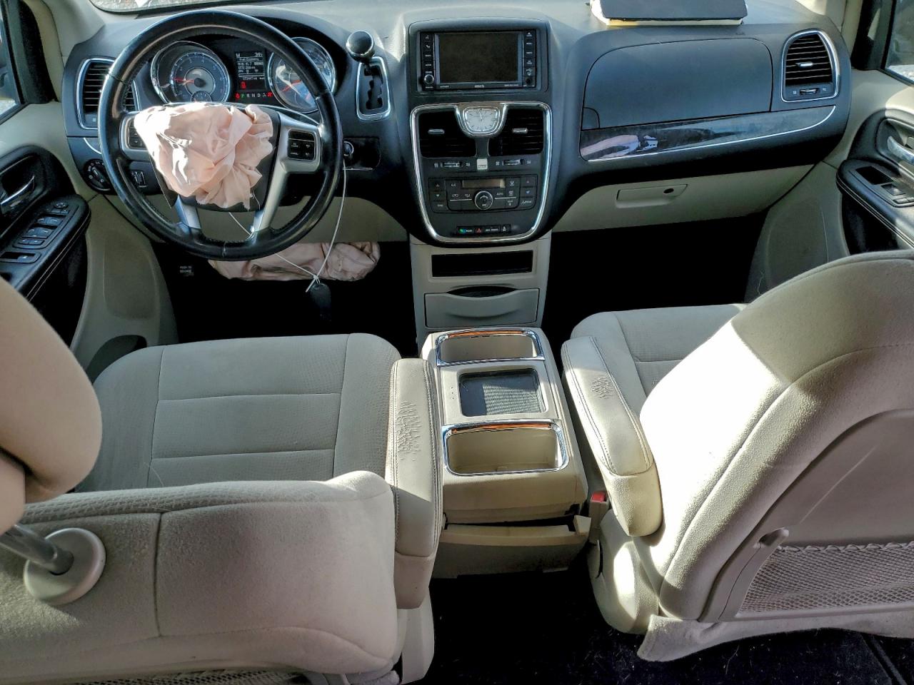 2012 CHRYSLER TOWN & COUNTRY TOURING photo 22