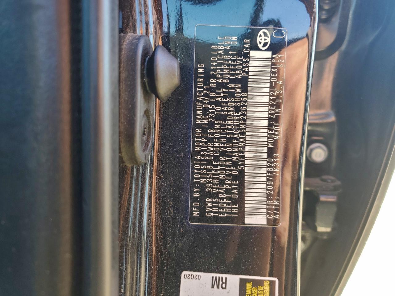 2021 TOYOTA COROLLA LE photo 37