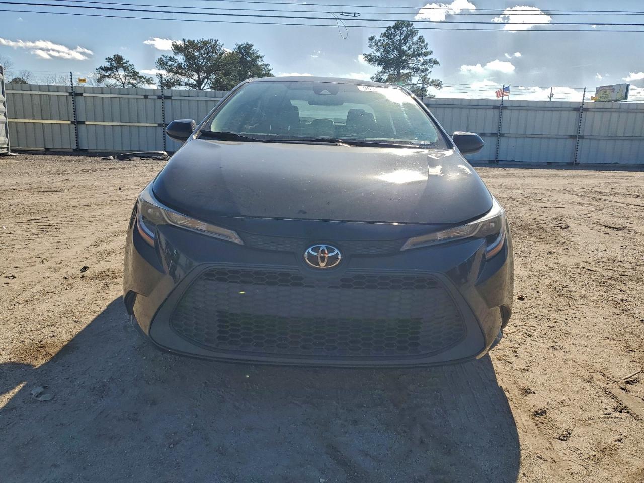 2021 TOYOTA COROLLA LE photo 13