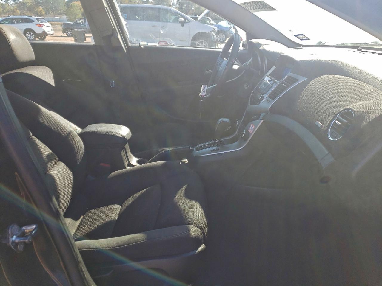 2016 CHEVROLET CRUZE LIMITED LT photo 19