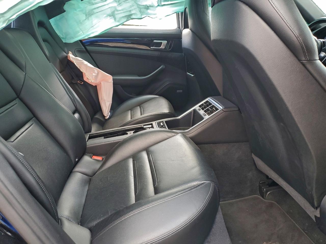 2019 PORSCHE PANAMERA BASE photo 10