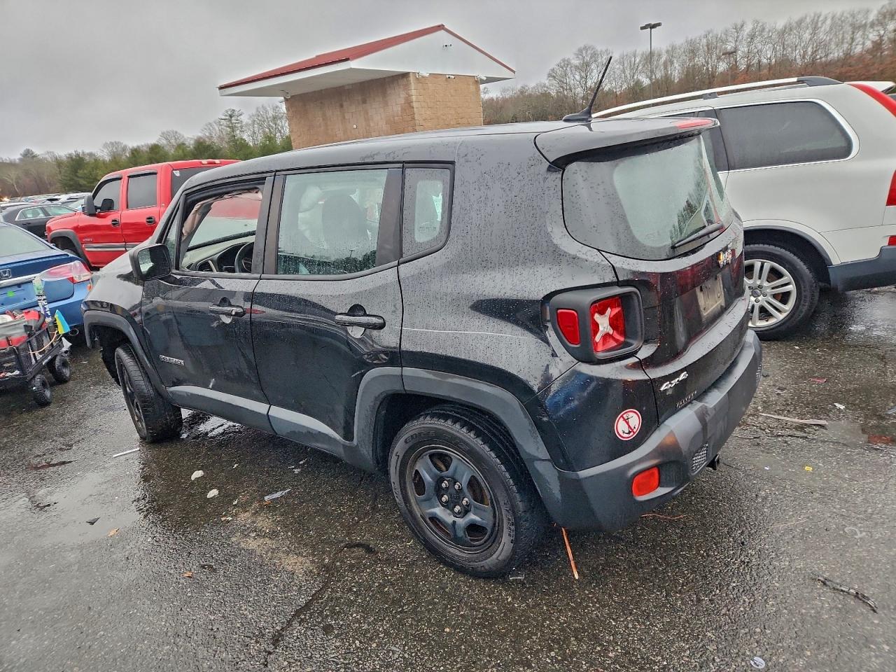 2017 JEEP RENEGADE SPORT photo 2