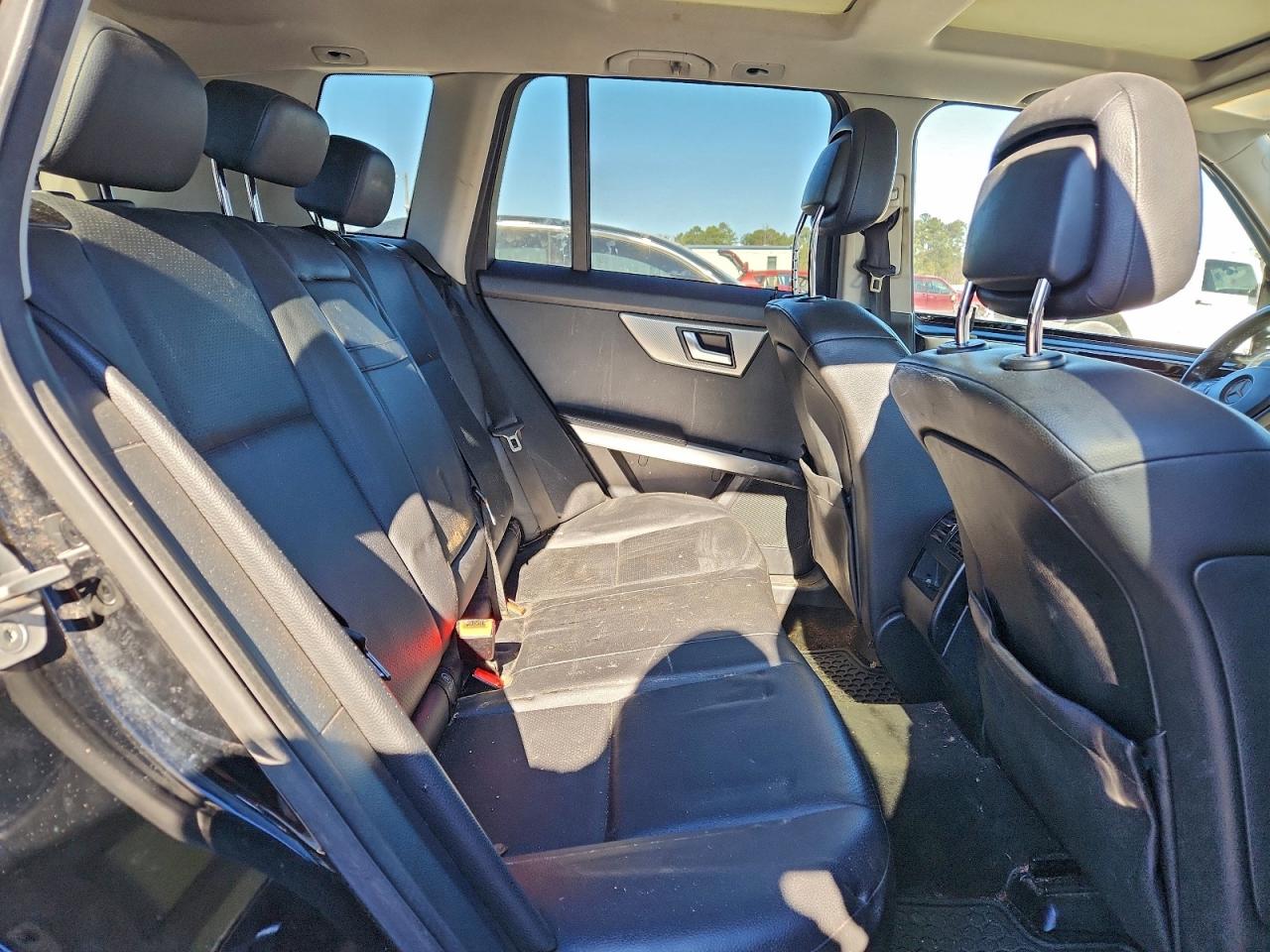 2015 MERCEDES-BENZ GLK 350 photo 21