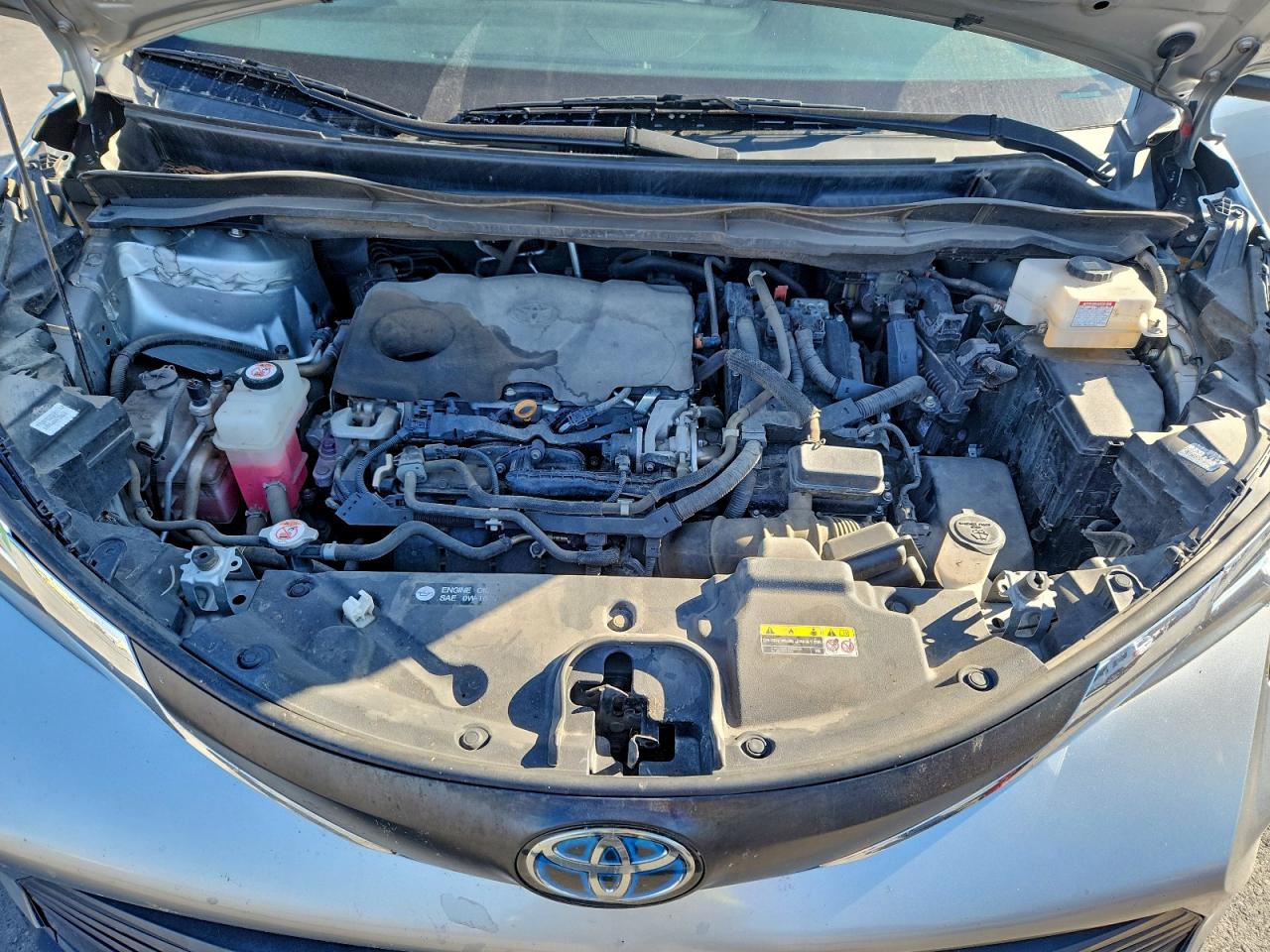 2021 TOYOTA SIENNA LE photo 23