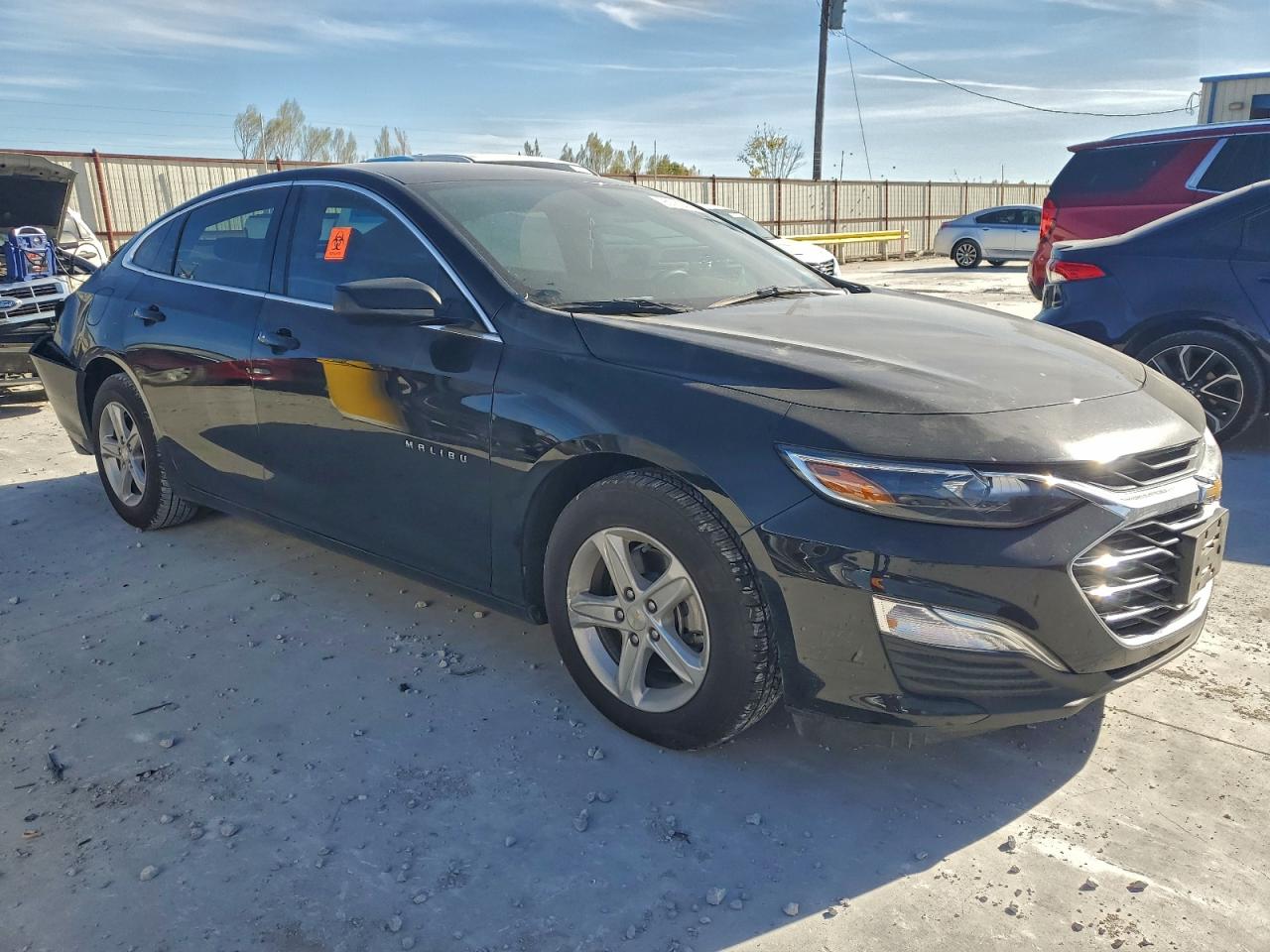 2022 CHEVROLET MALIBU LS photo 4