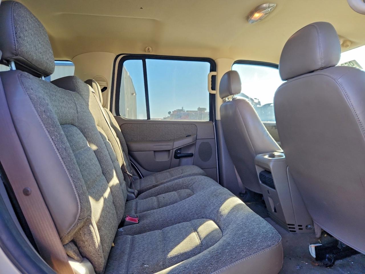 2005 FORD EXPLORER XLS photo 11