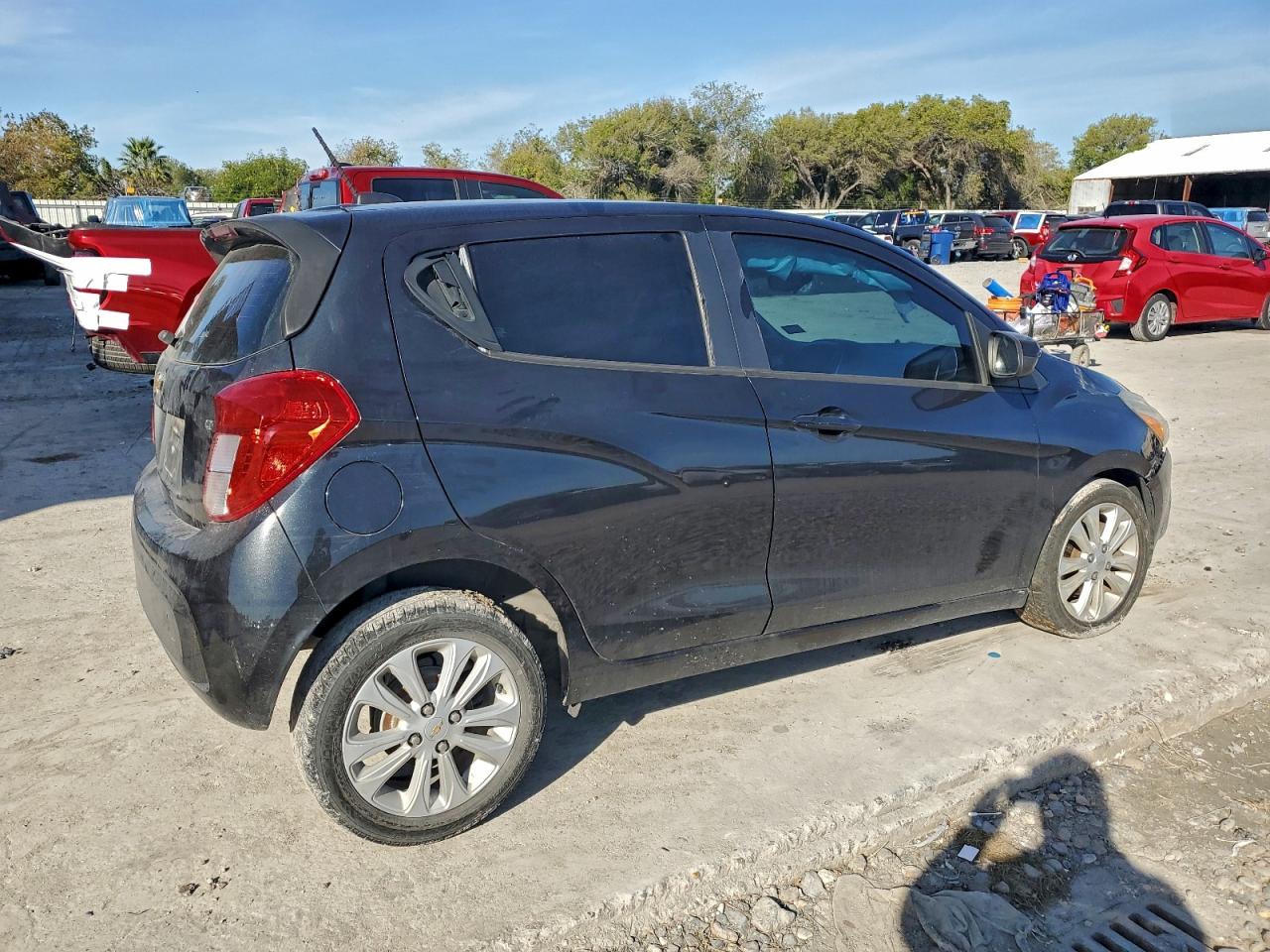2016 CHEVROLET SPARK 1LT photo 5