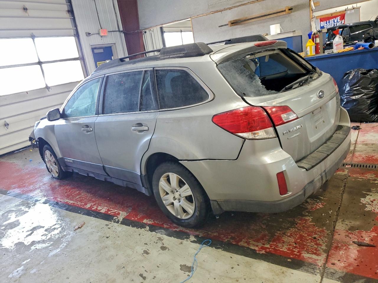 2011 SUBARU OUTBACK 2.5I PREMIUM photo 2