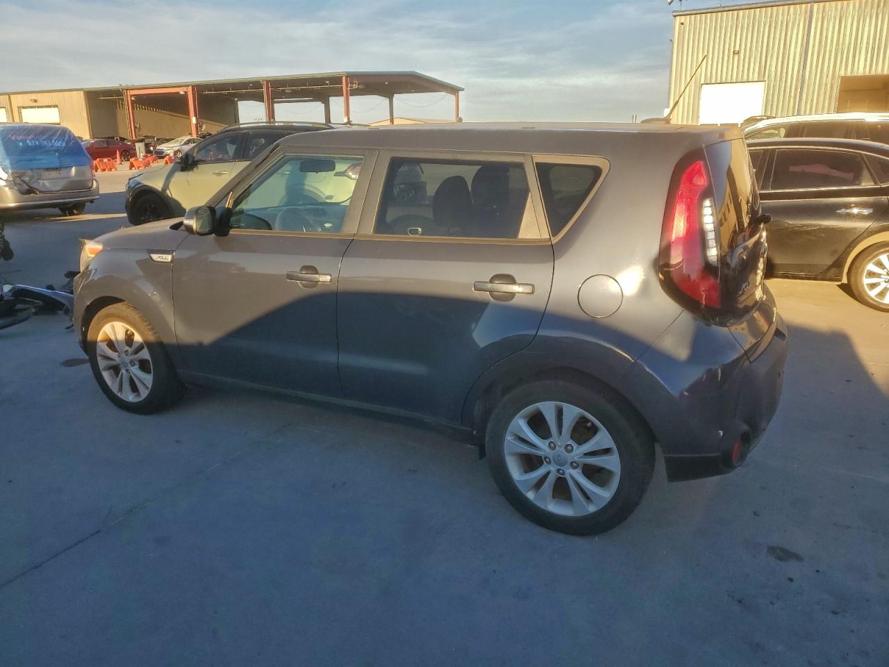 2014 KIA SOUL + photo 2