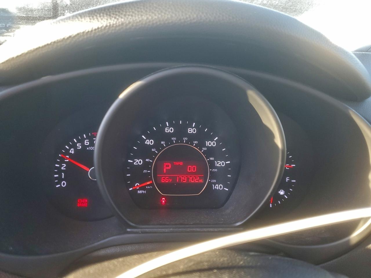 2014 KIA SOUL + photo 9
