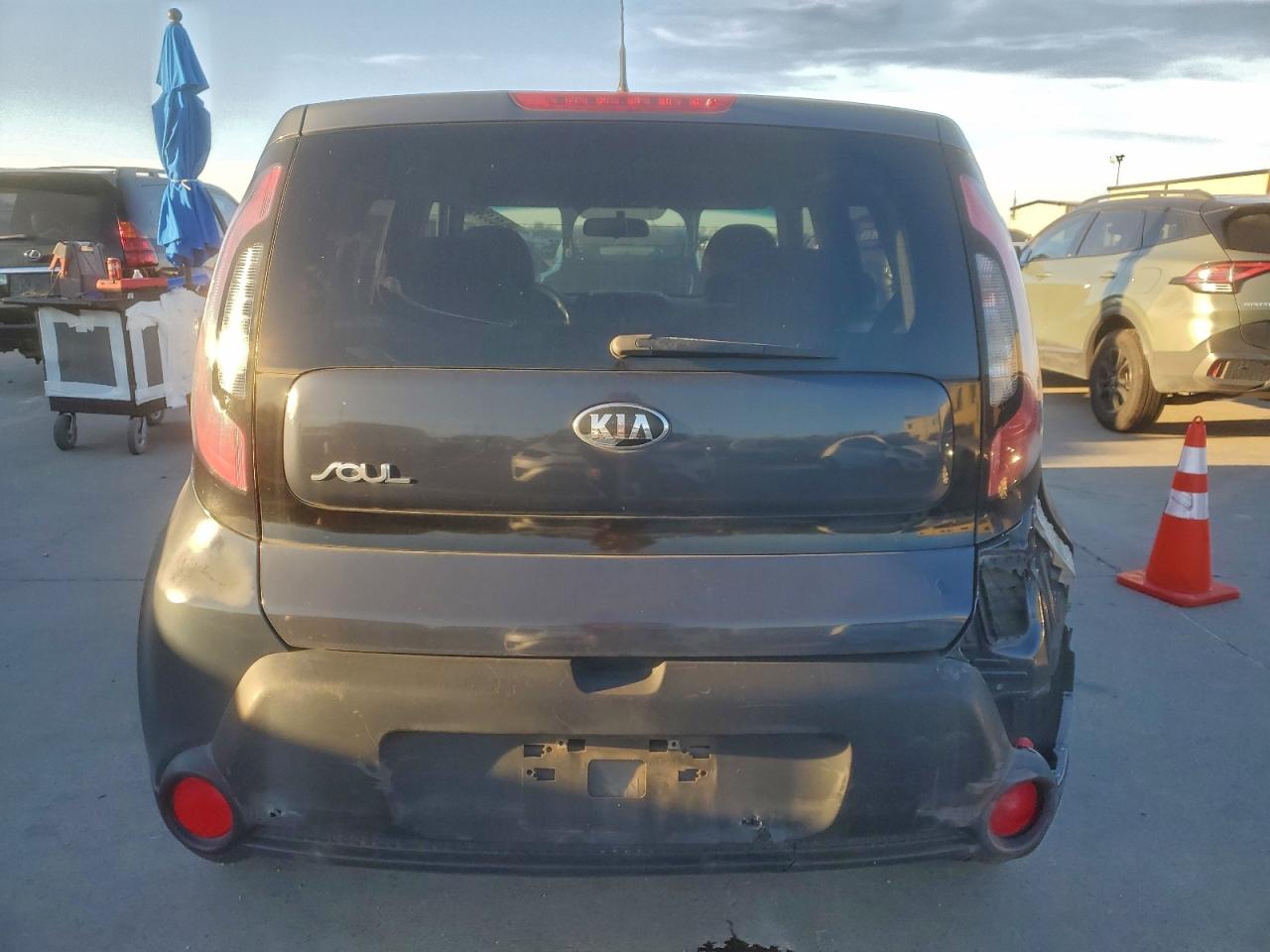 2014 KIA SOUL + photo 6