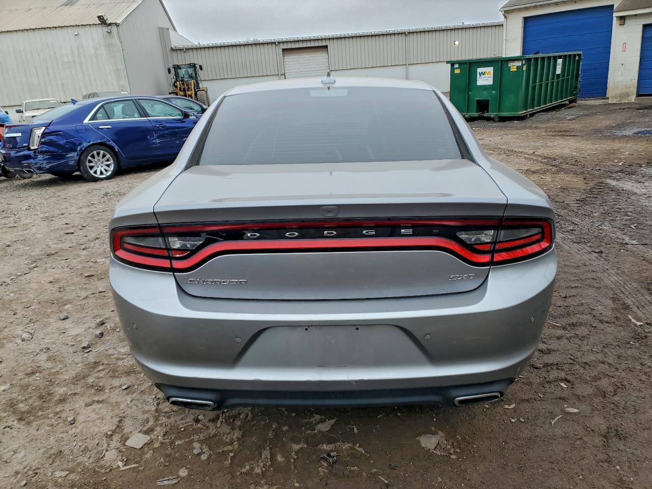 2017 DODGE CHARGER SXT photo 6