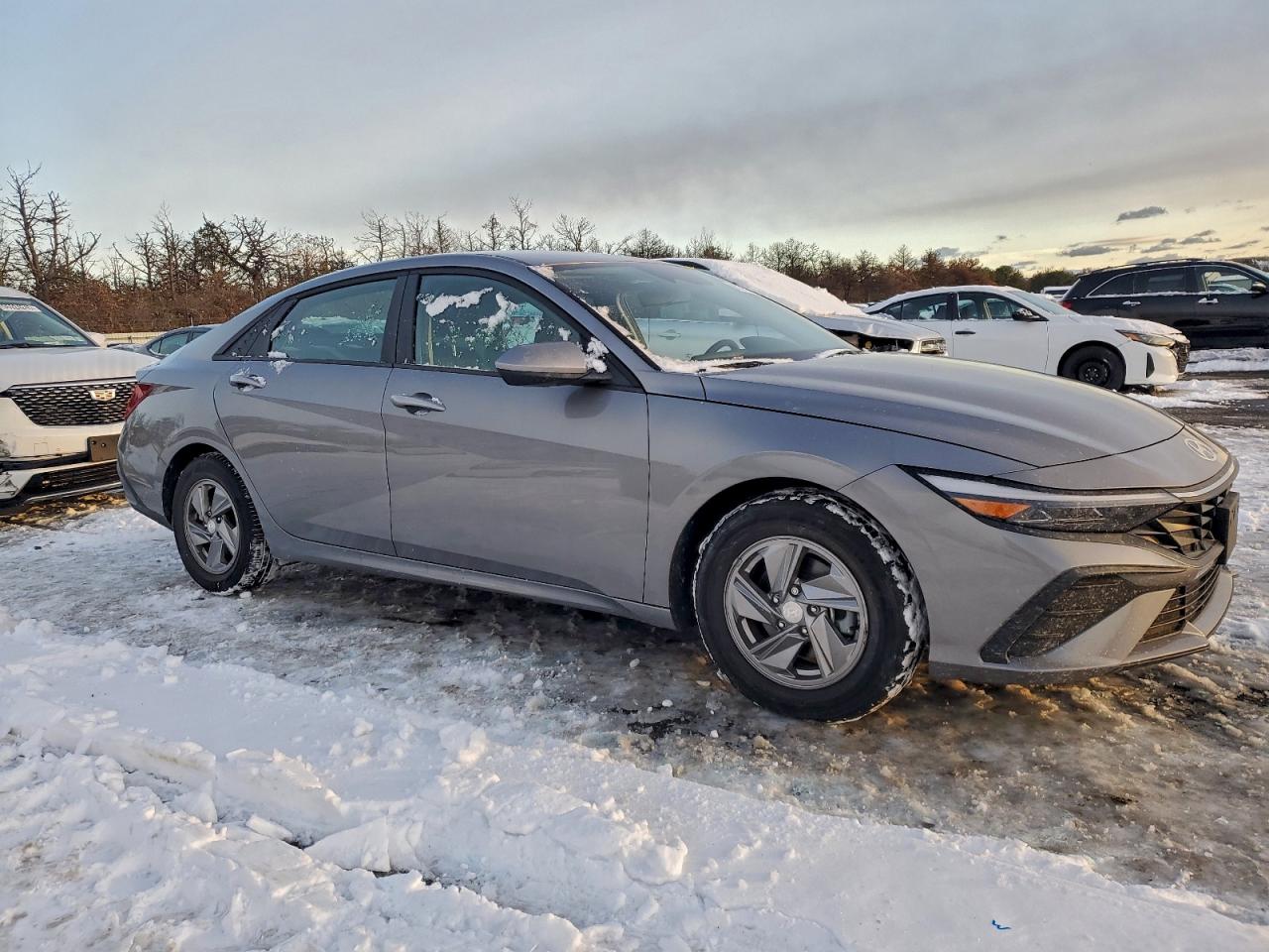 2024 HYUNDAI ELANTRA SE photo 7