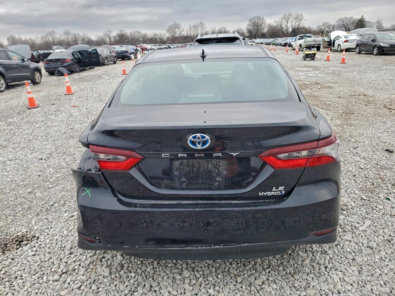 2023 TOYOTA CAMRY LE photo 6