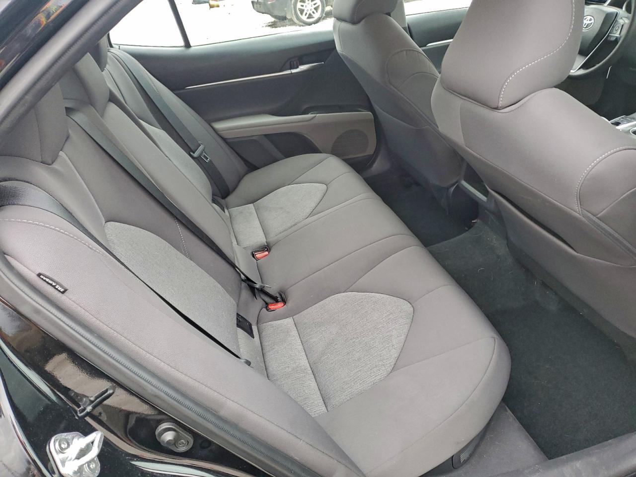 2023 TOYOTA CAMRY LE photo 10