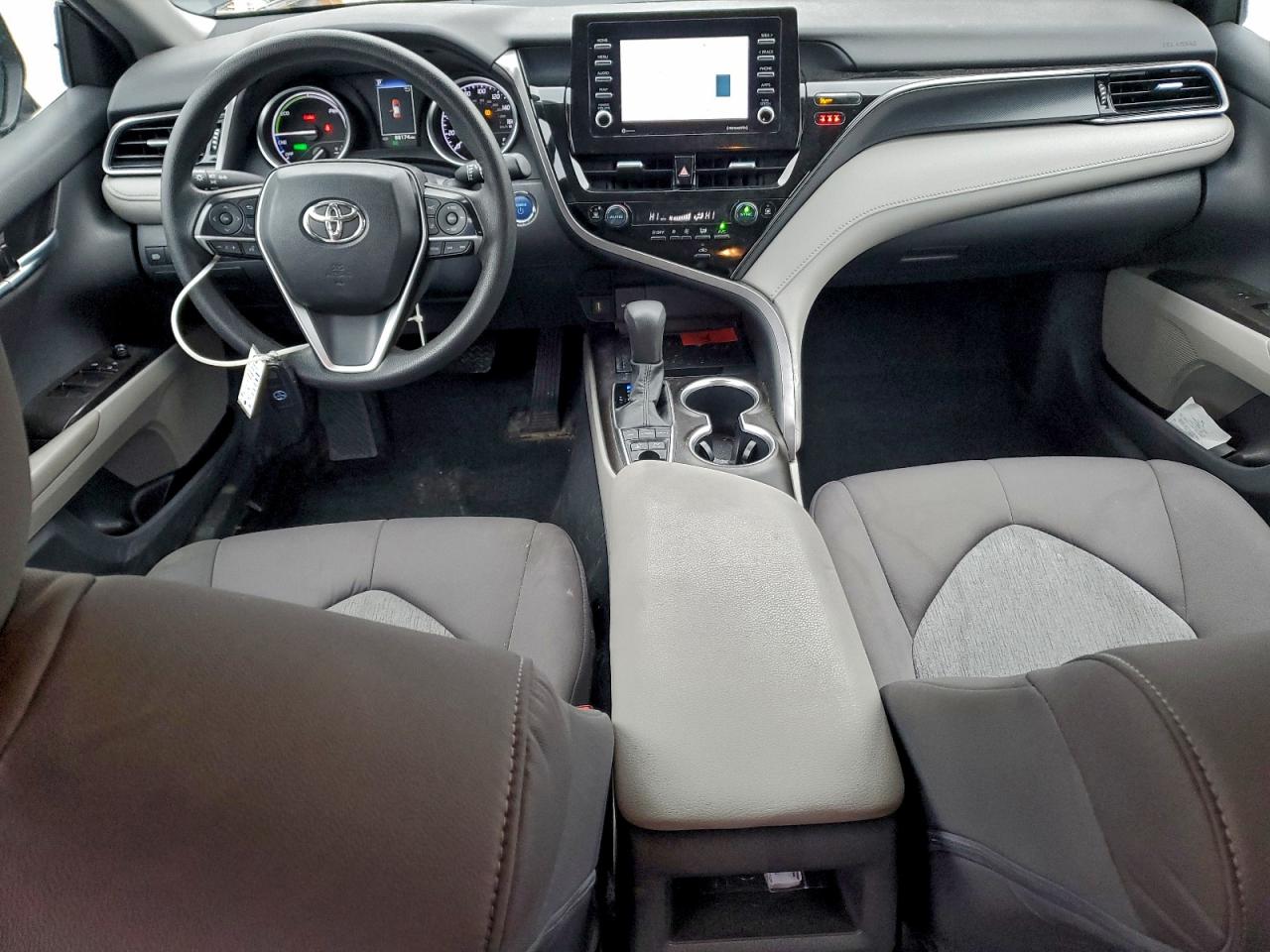 2023 TOYOTA CAMRY LE photo 8