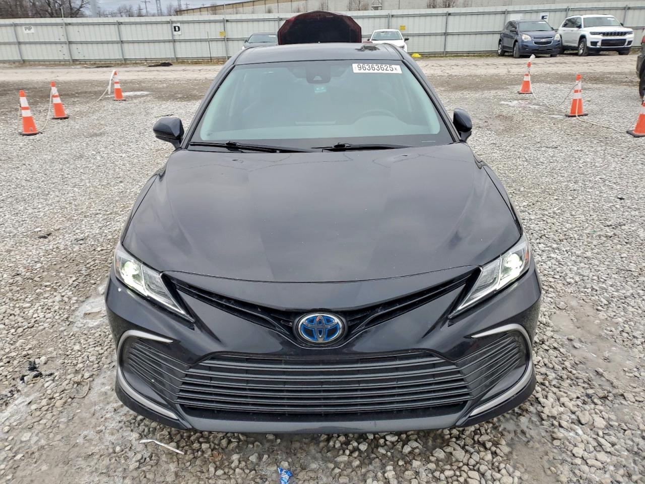 2023 TOYOTA CAMRY LE photo 5