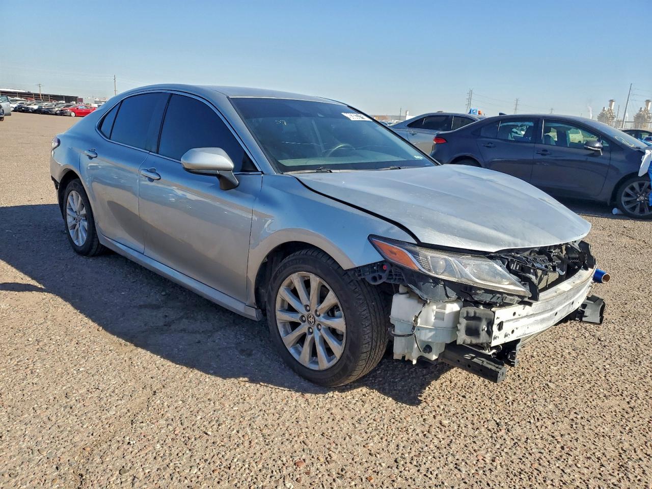 2020 TOYOTA CAMRY LE photo 4