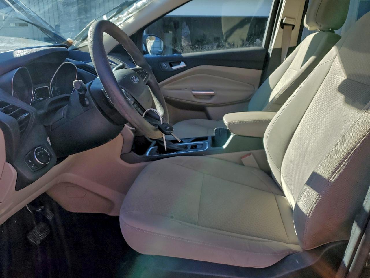2017 FORD ESCAPE SE photo 7
