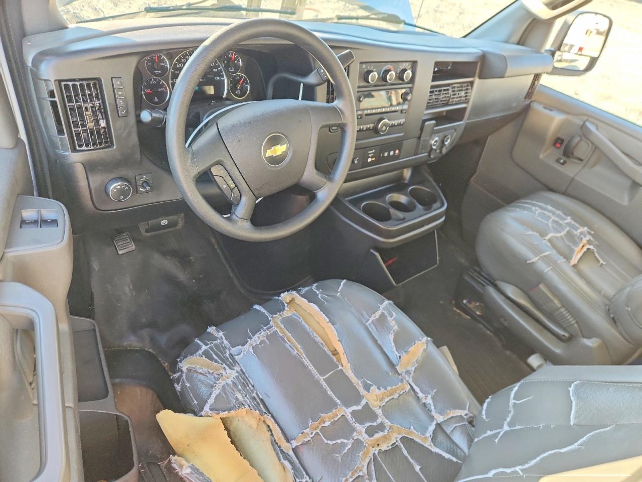 2020 CHEVROLET EXPRESS G3500 photo 8