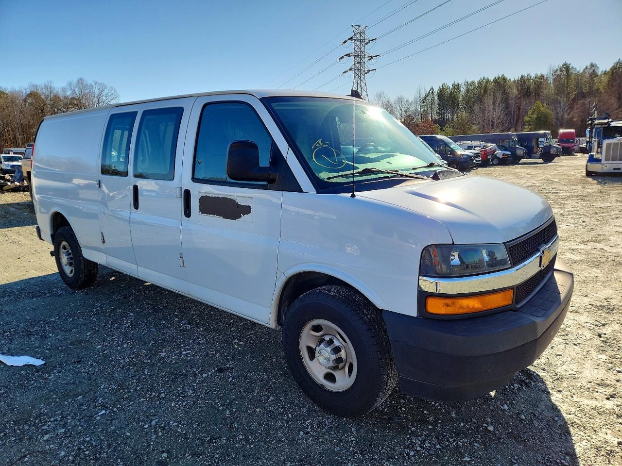 2020 CHEVROLET EXPRESS G3500 photo 4