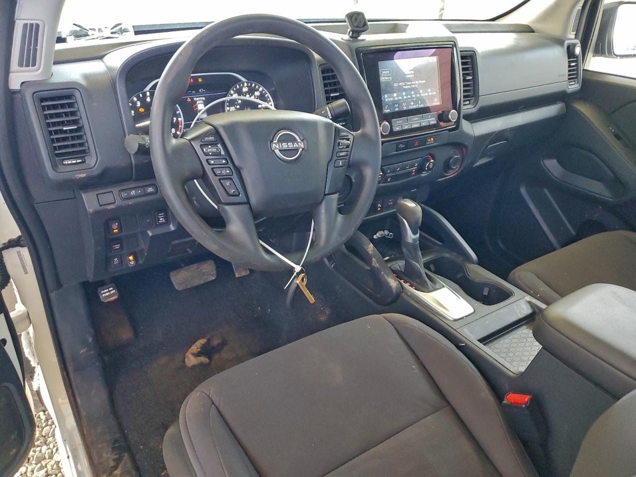 2024 NISSAN FRONTIER S photo 8