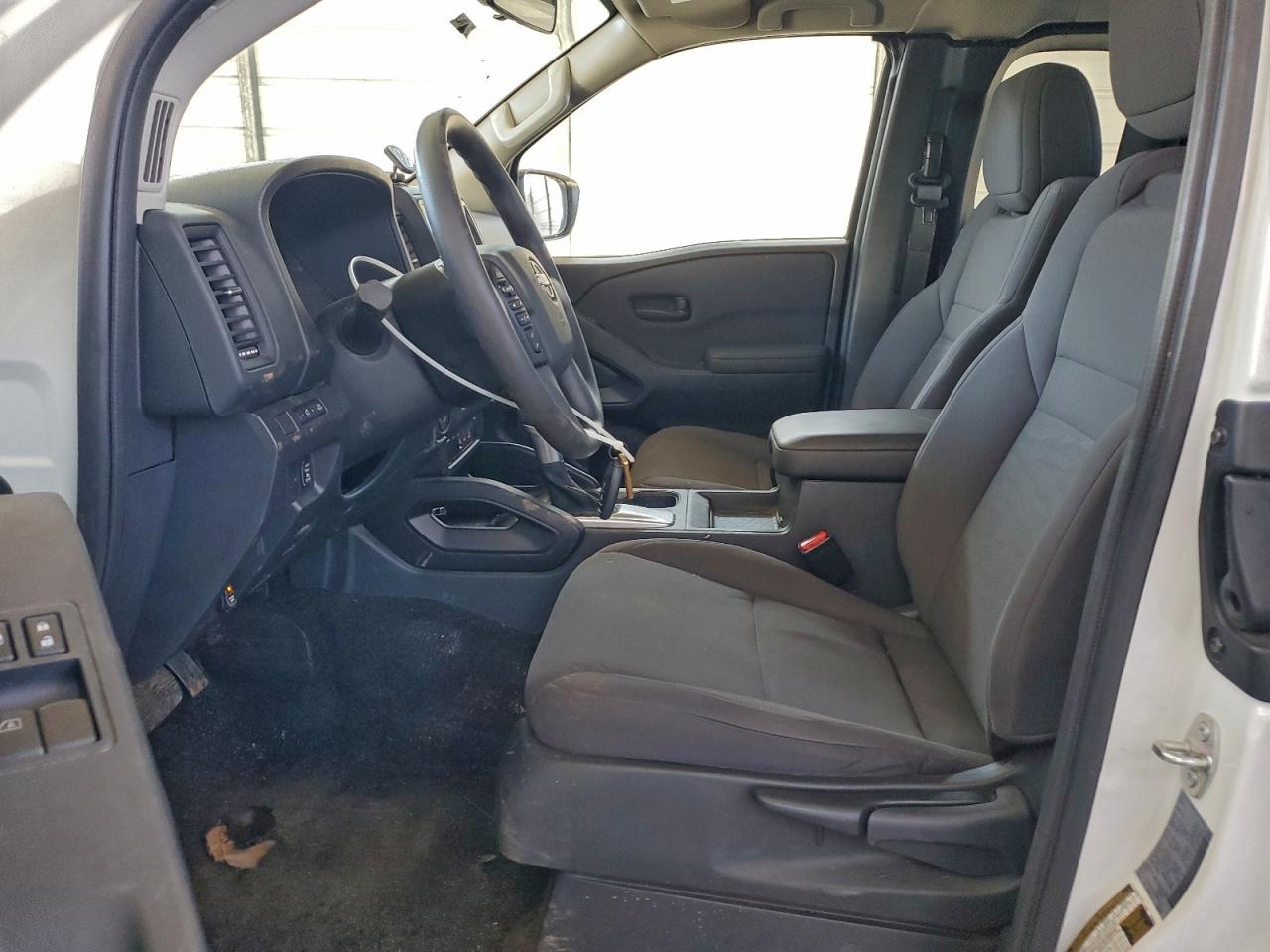 2024 NISSAN FRONTIER S photo 7