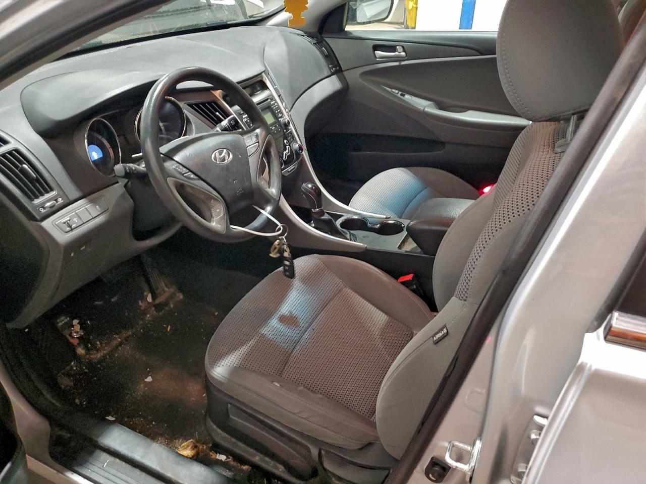 2011 HYUNDAI SONATA GLS photo 7