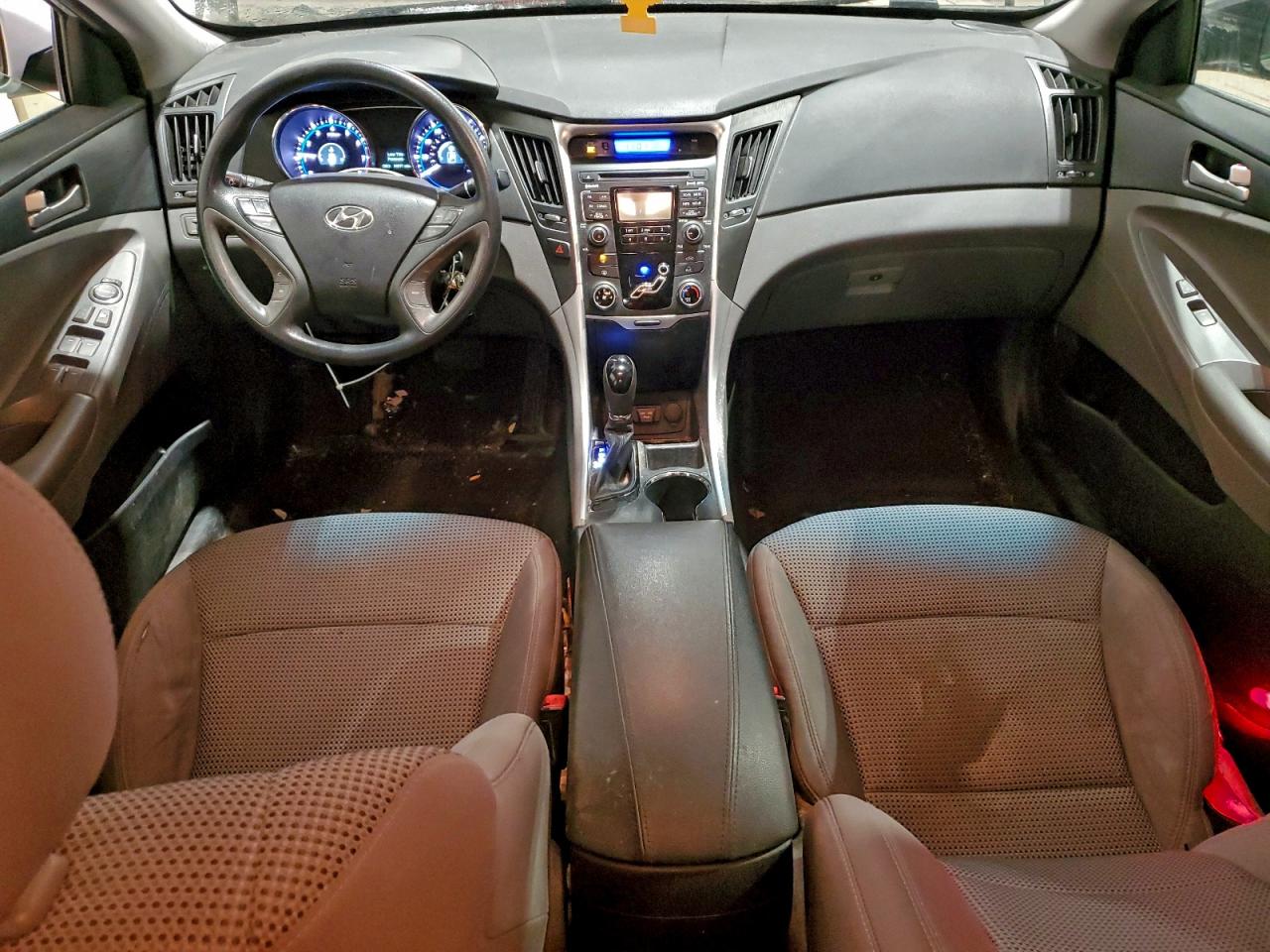 2011 HYUNDAI SONATA GLS photo 8