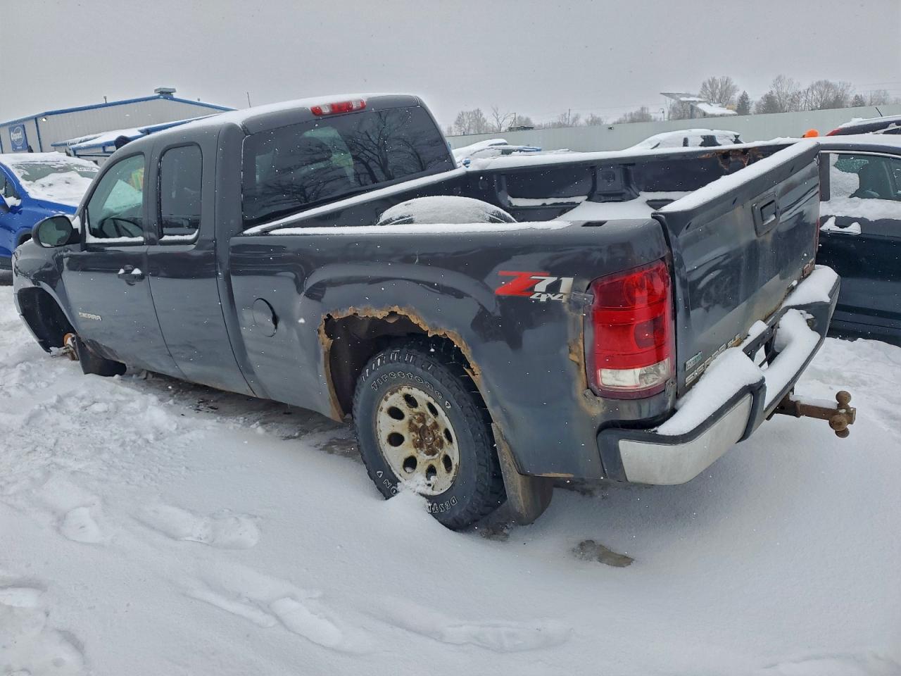 2010 GMC SIERRA K1500 SLE photo 3
