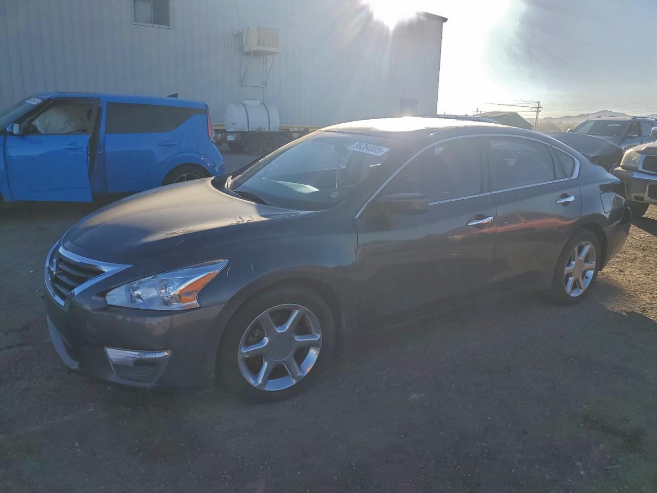 2013 NISSAN ALTIMA 2.5 — REAR END damage — photo 1