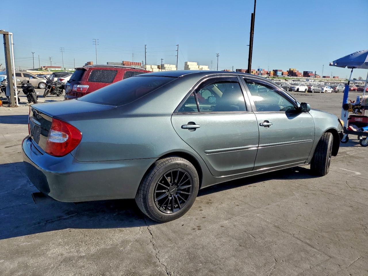 2003 TOYOTA CAMRY LE photo 5