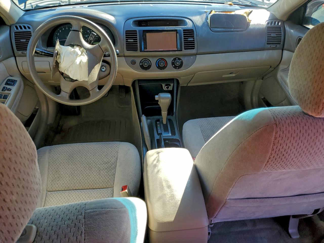 2003 TOYOTA CAMRY LE photo 15
