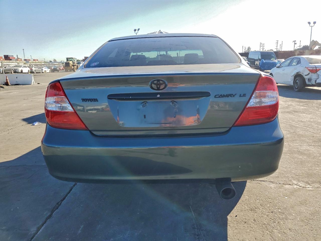 2003 TOYOTA CAMRY LE photo 11