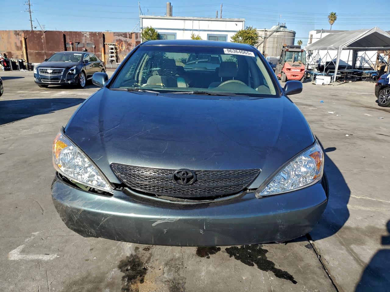 2003 TOYOTA CAMRY LE photo 9