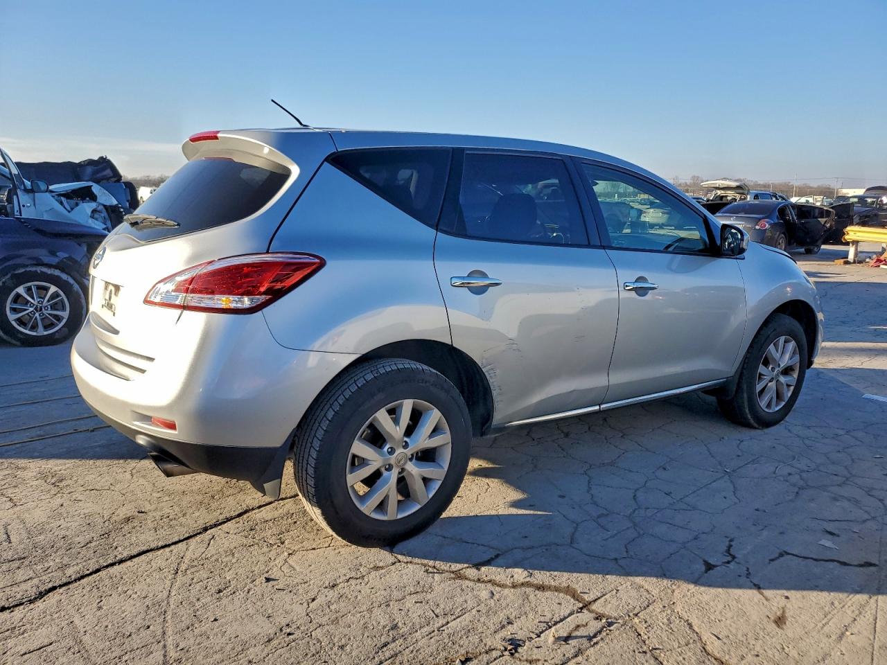 2014 NISSAN MURANO S photo 5