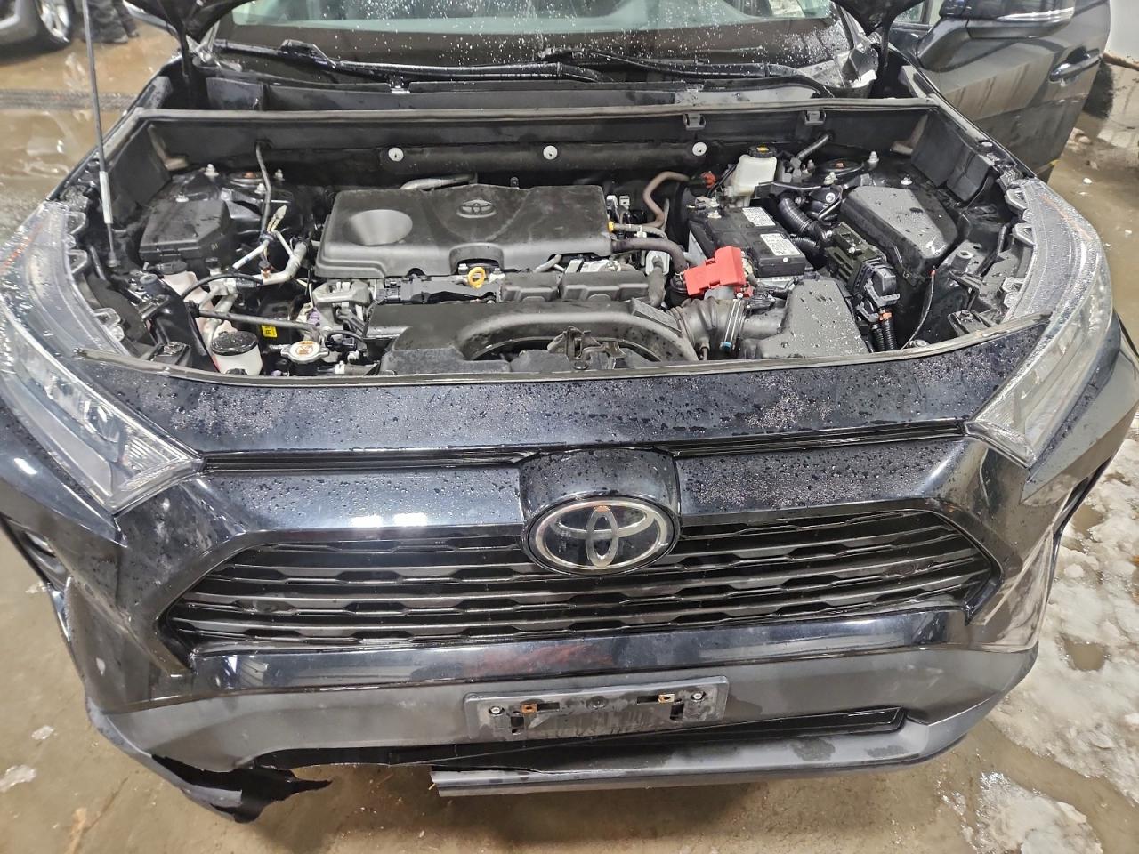 2021 TOYOTA RAV4 XLE PREMIUM photo 12