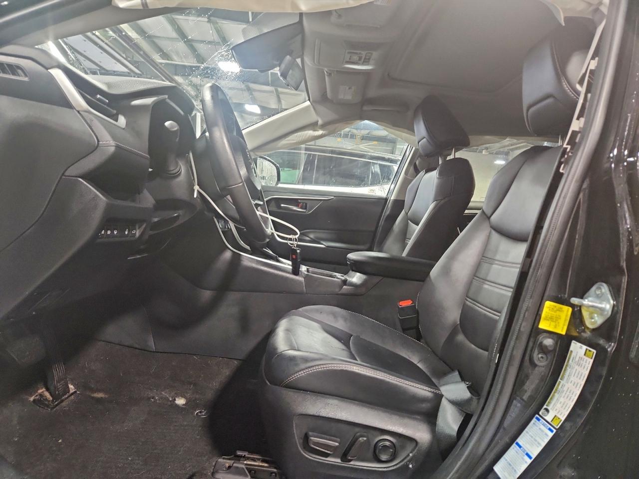 2021 TOYOTA RAV4 XLE PREMIUM photo 7