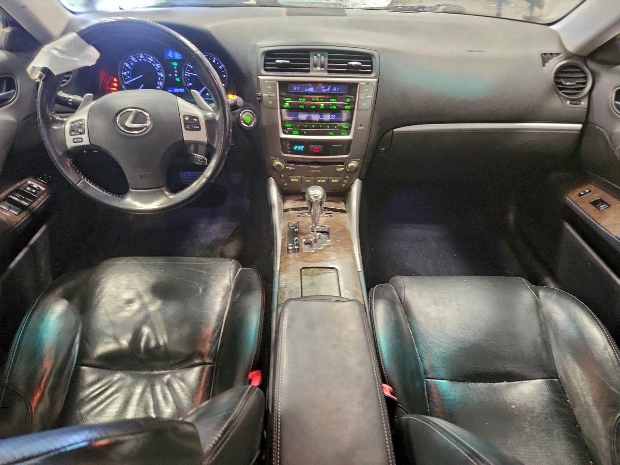 2011 LEXUS IS 250 photo 15
