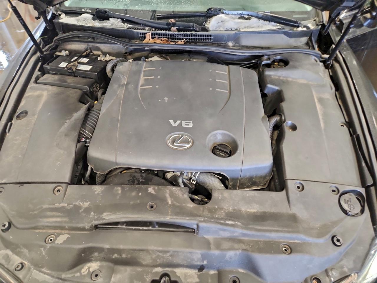 2011 LEXUS IS 250 photo 21