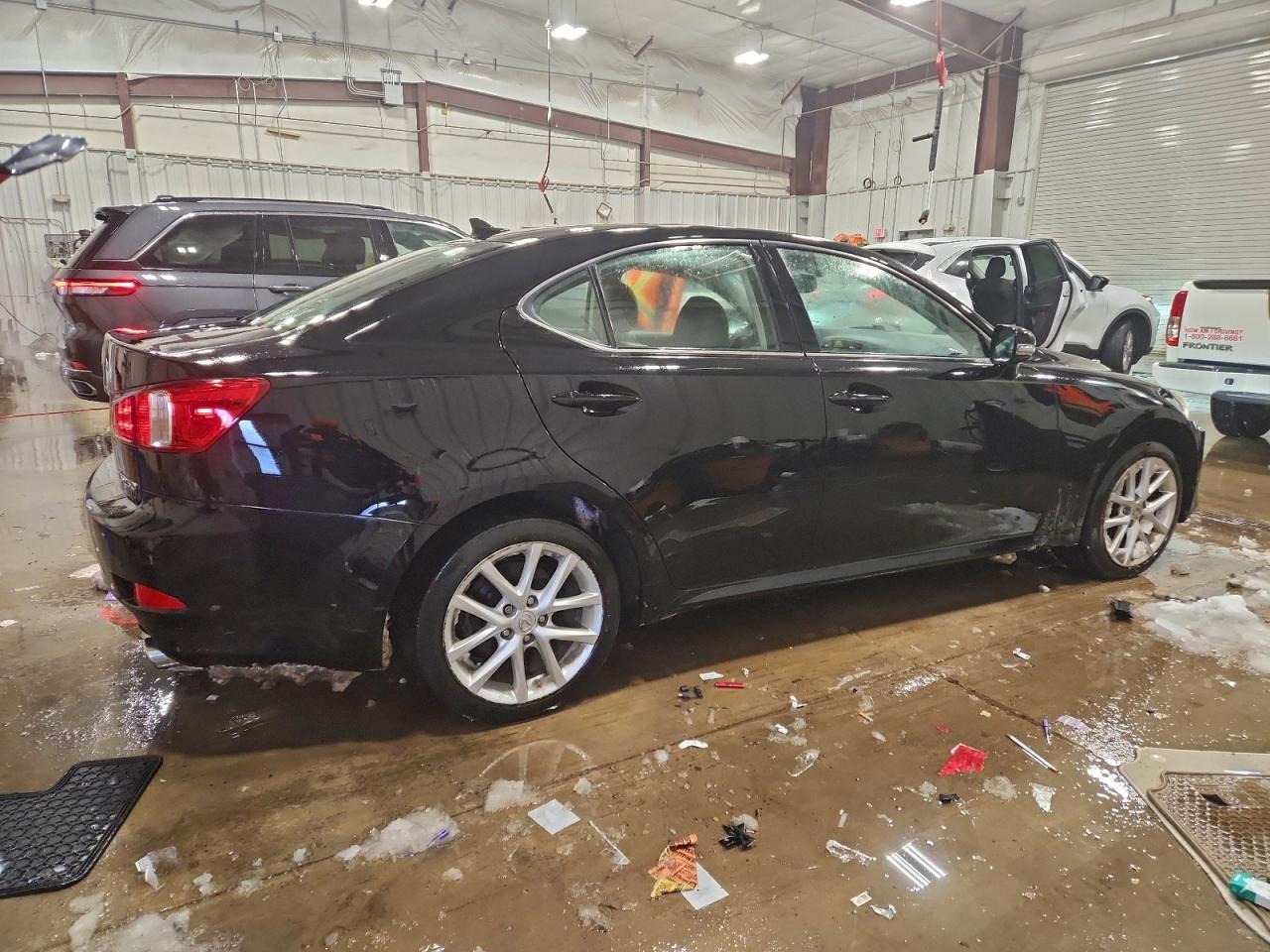 2011 LEXUS IS 250 photo 5