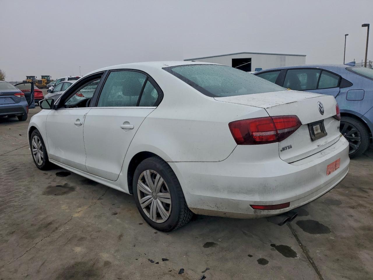 2017 VOLKSWAGEN JETTA S photo 2