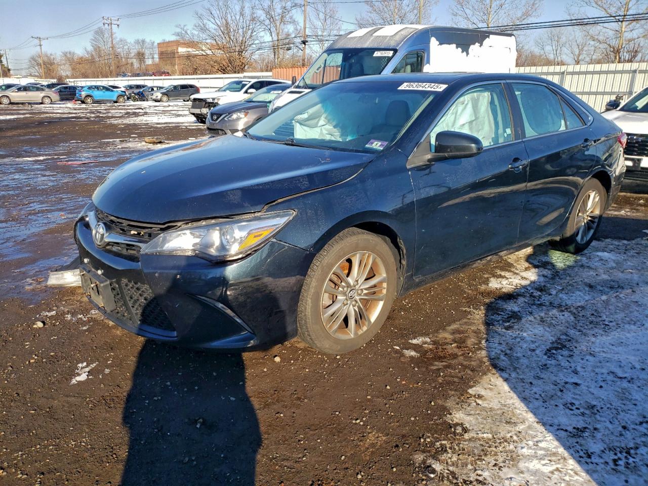 2017 TOYOTA CAMRY