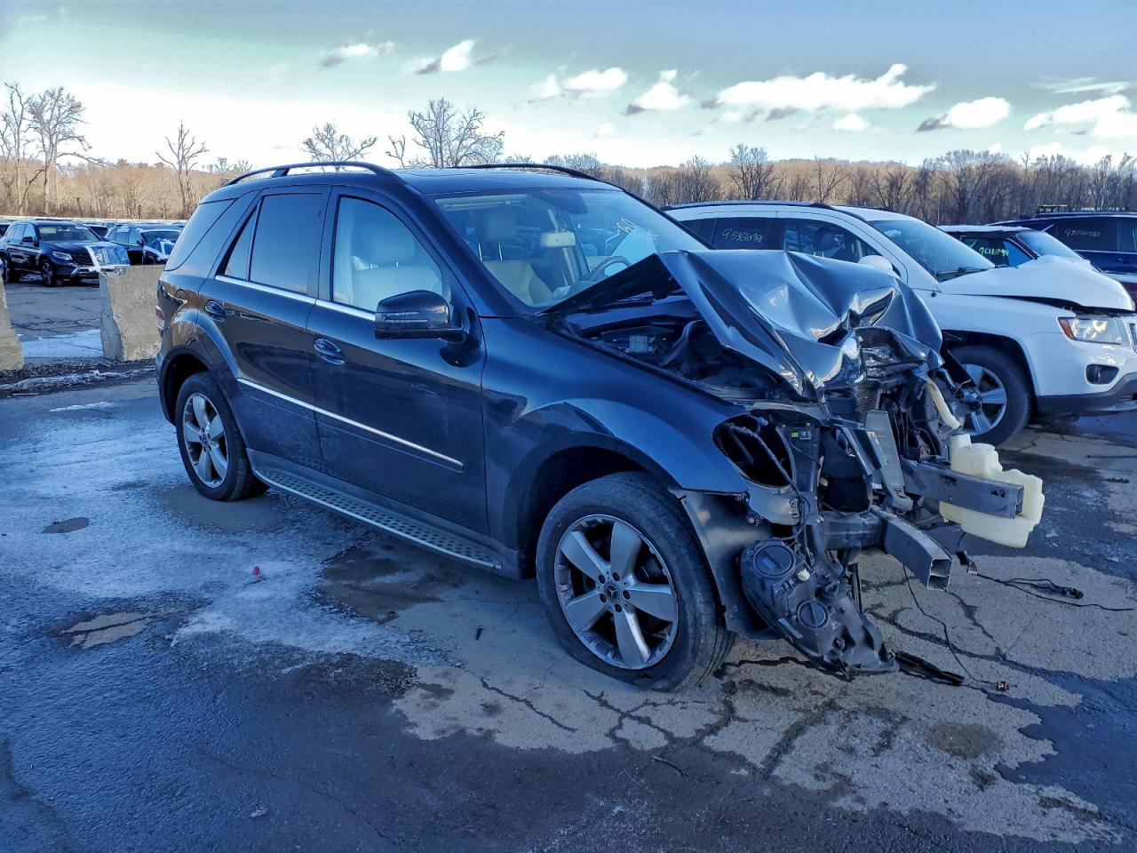 2011 MERCEDES-BENZ ML 350 4MATIC photo 4