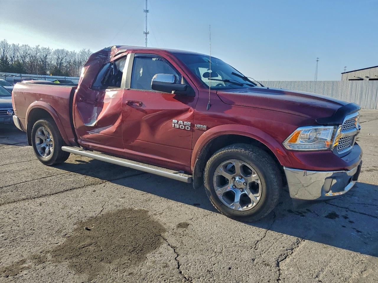 2014 RAM 1500 LARAMIE photo 4