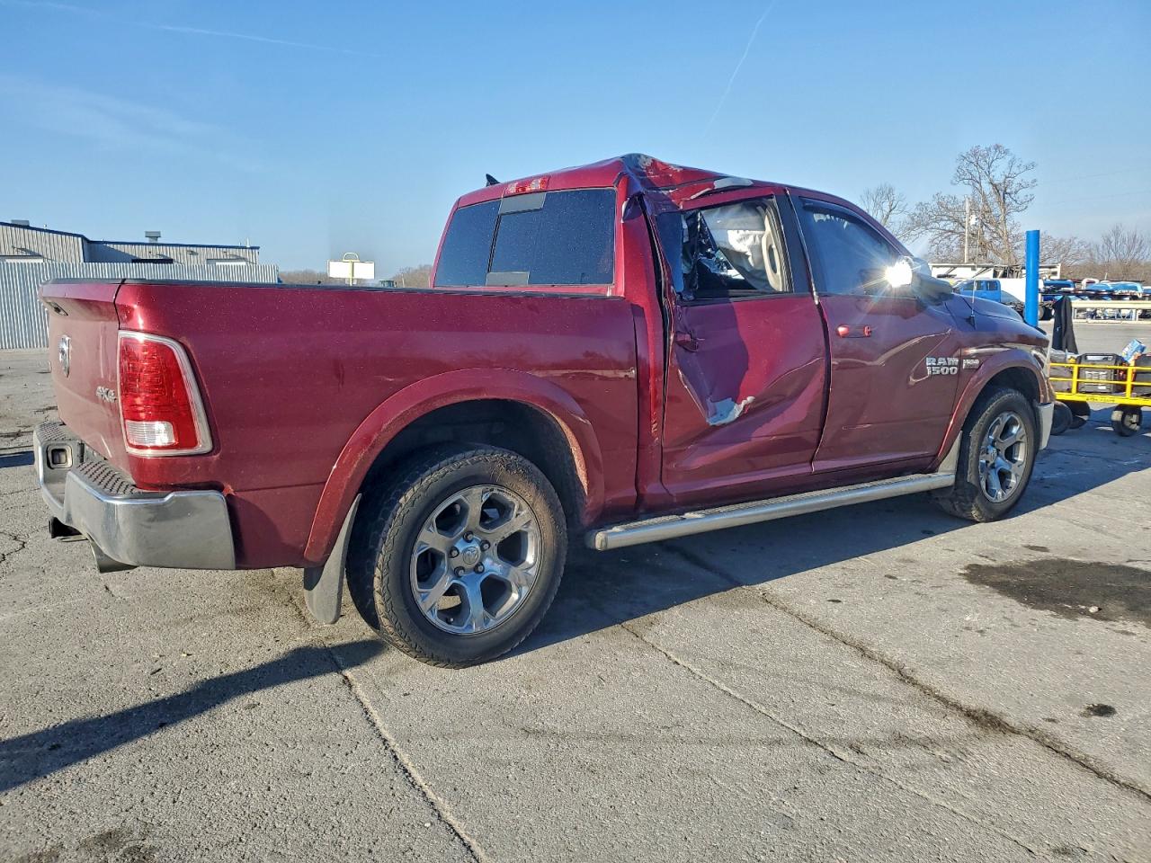 2014 RAM 1500 LARAMIE photo 3