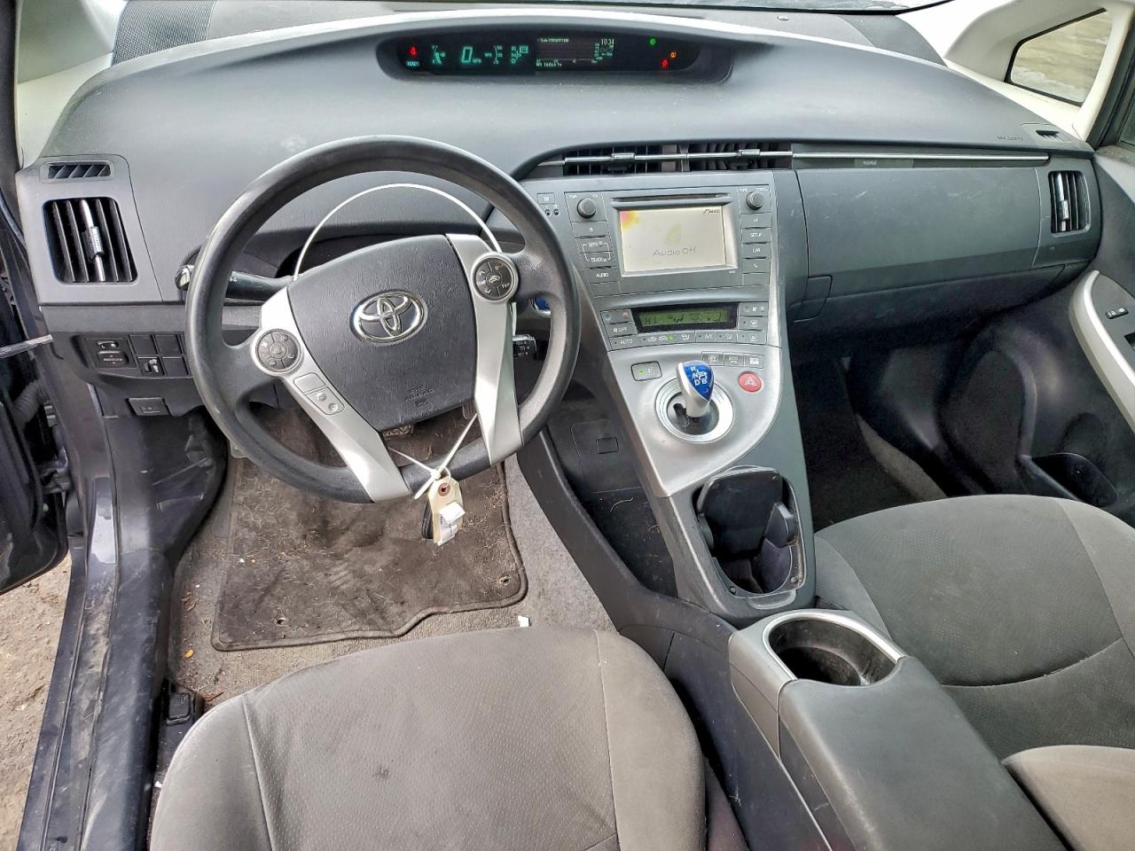 2013 TOYOTA PRIUS photo 15