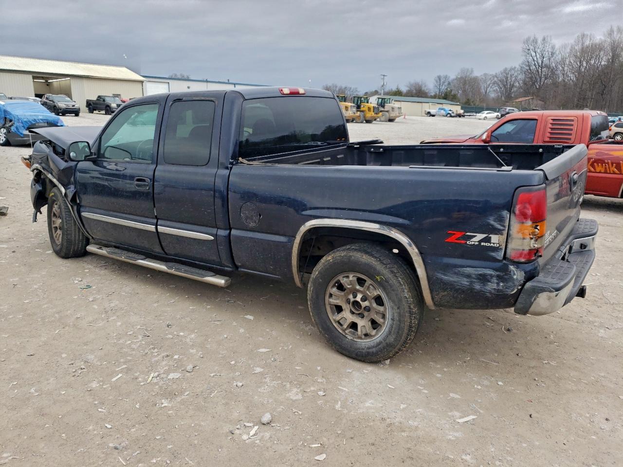 2006 GMC NEW SIERRA K1500 photo 2