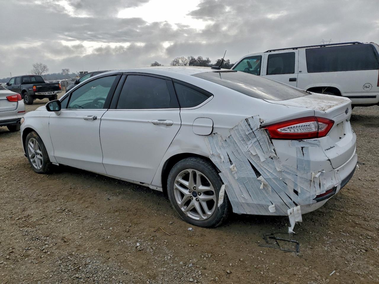 2014 FORD FUSION SE photo 3