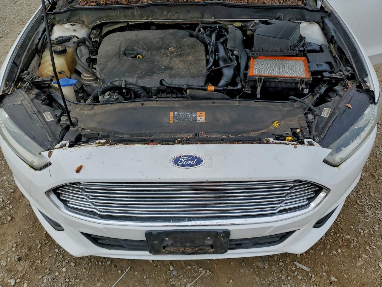 2014 FORD FUSION SE photo 21